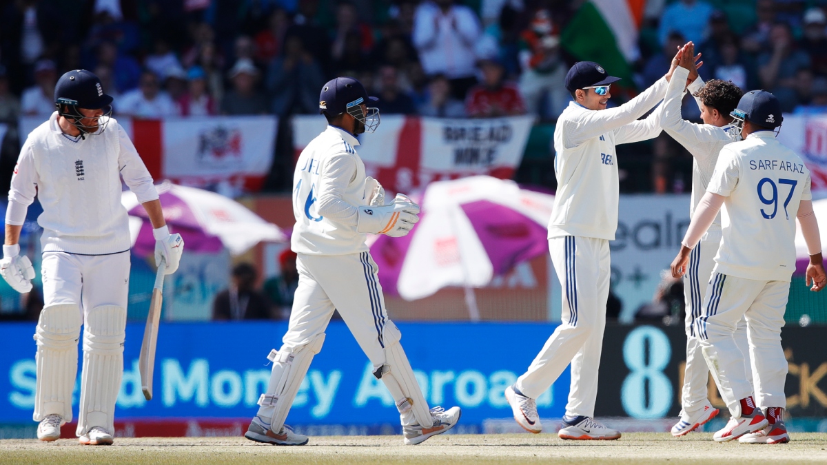 Tempers flare as Shubman Gill, Sarfaraz sledge Bairstow – WATCH – India TV