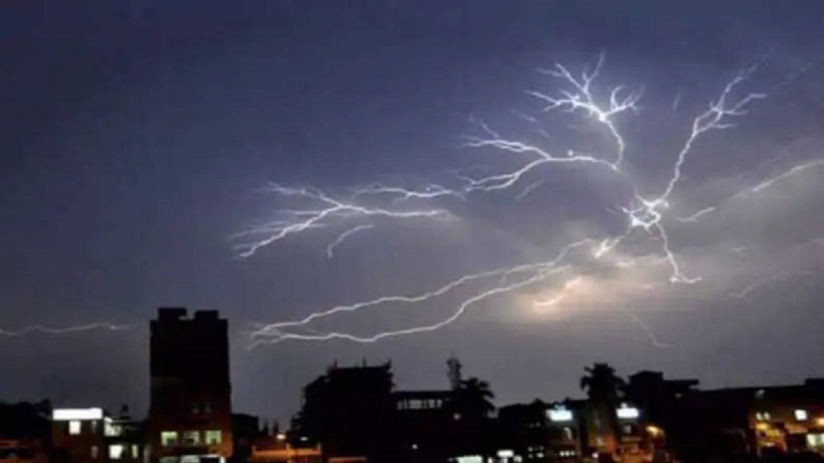 Uttar Pradesh Four dies electrocution lightning Lakhimpur Kheri Hardoi ...