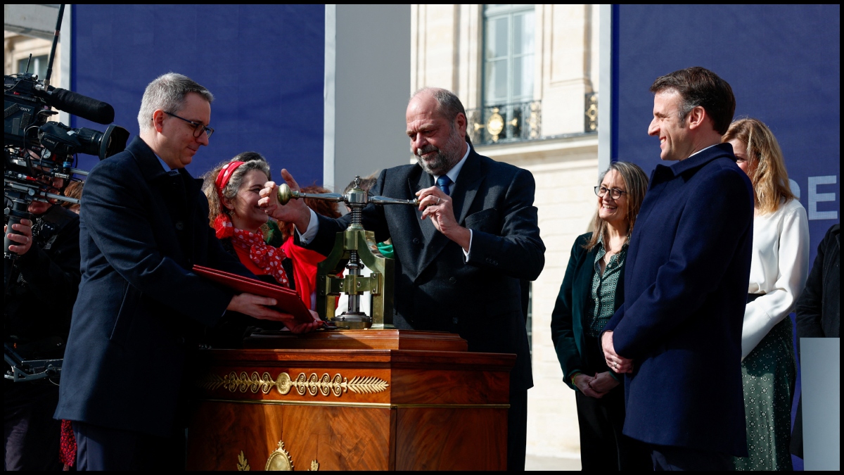 France inscribes right to abortion in its constitution on International Women's Day | WATCH