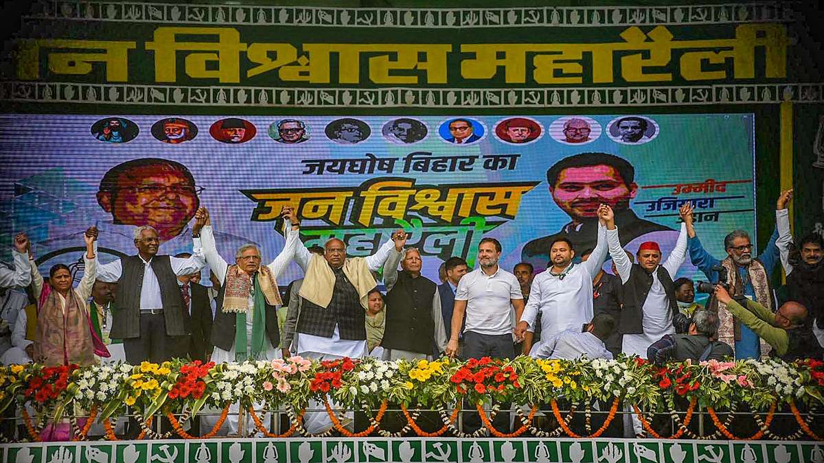 'Narendra Modi not a Hindu as...': Lalu's dig at PM amid I.N.D.I.A bloc show of unity at Jan Vishwas Rally