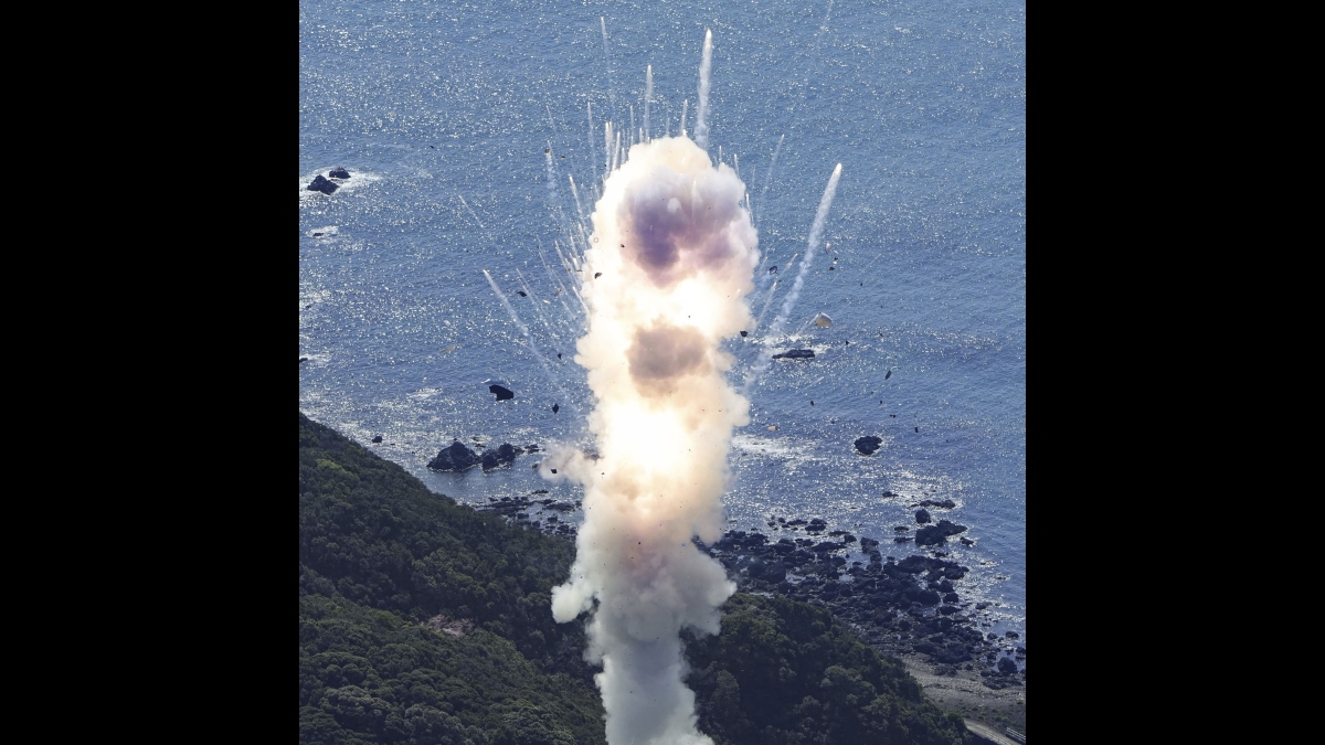 Japan's first private-sector rocket carrying satellite explodes moments after launch | WATCH