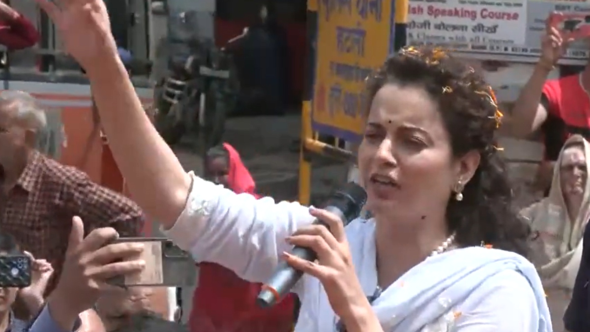 'I'm Not Star, But Your Daughter': Kangana Ranaut Holds Roadshow In ...