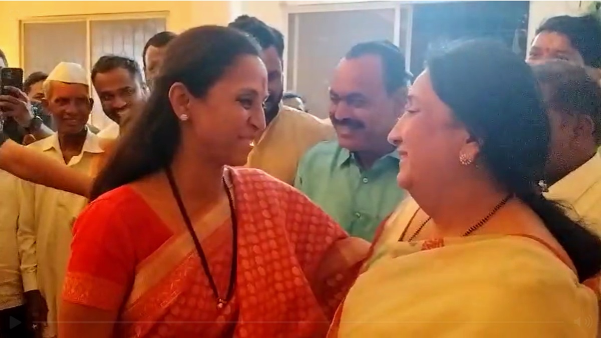 VIDEO Supriya Sule Ajit Pawar wife Sunetra meet hug each other at ...