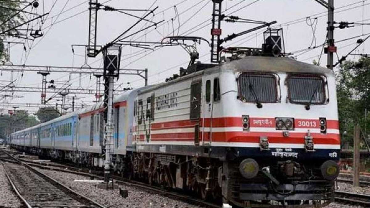 Holi 2024: Indian Railways runs 1098 special trains, 52 per cent increase than last year