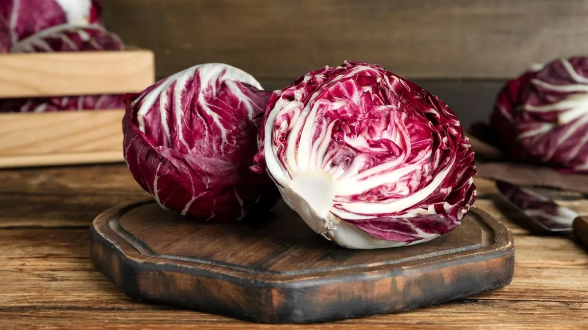 Superfood Radicchio: 5 benefits of this Red Cabbage