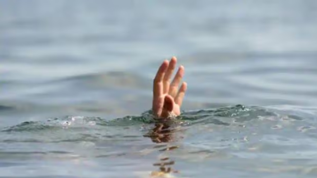 Azamgarh: Four children drown in pond while taking bath