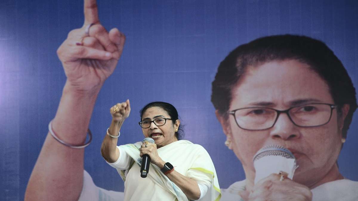 'One can trust poisonous snake but not BJP', says Mamata Banerjee during election rally in West Bengal