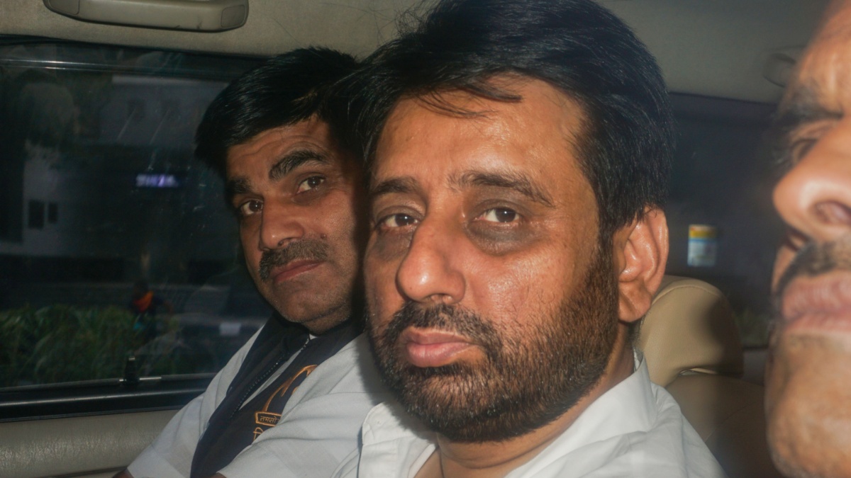 Delhi Waqf Board Case Enforcement Directorate Seeks Arrest Warrant For Aap Mla Amanatullah Khan 5533