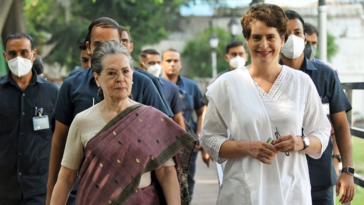 Lok Sabha polls 2024: Congress forms 'Special 24' team in Raebareli as Priyanka Gandhi may contest | Know plan