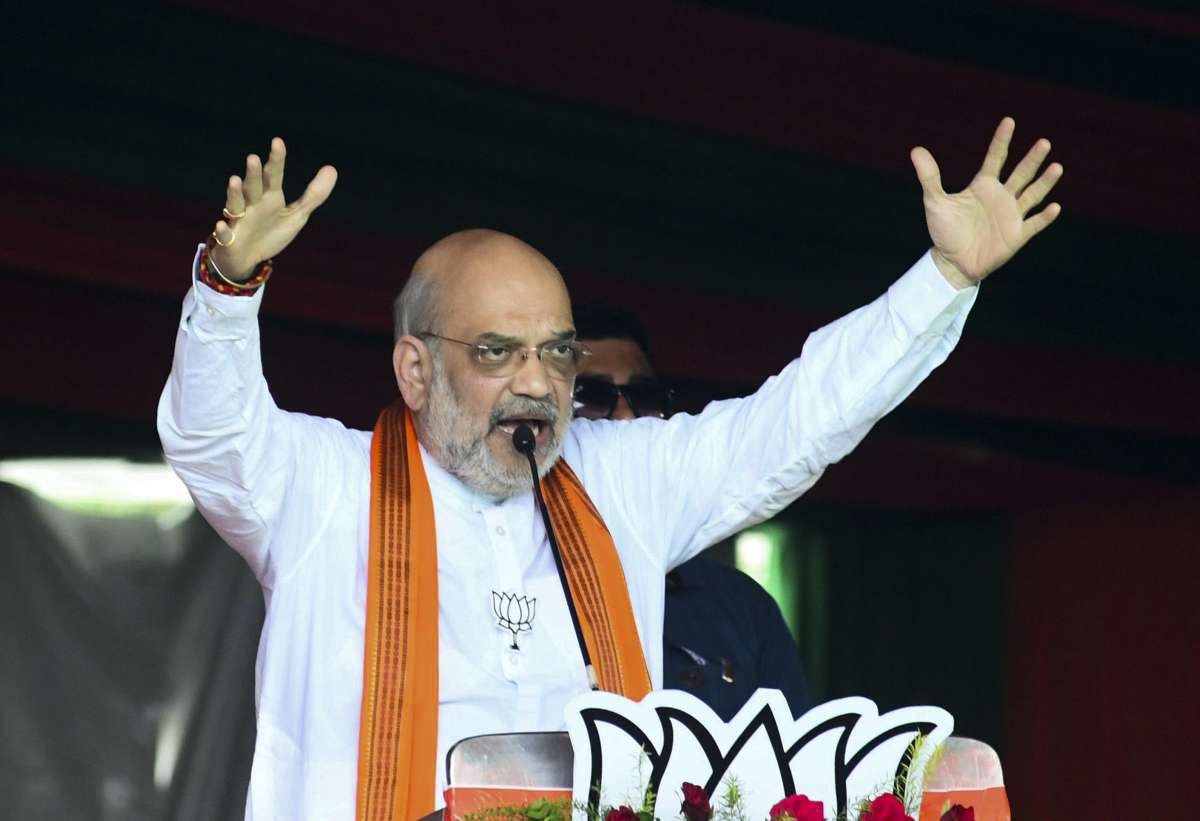 Kharge to lose job as 'Bhai-Behen' will not be blamed: Amit Shah takes a dig at Congress in Kushinagar rally