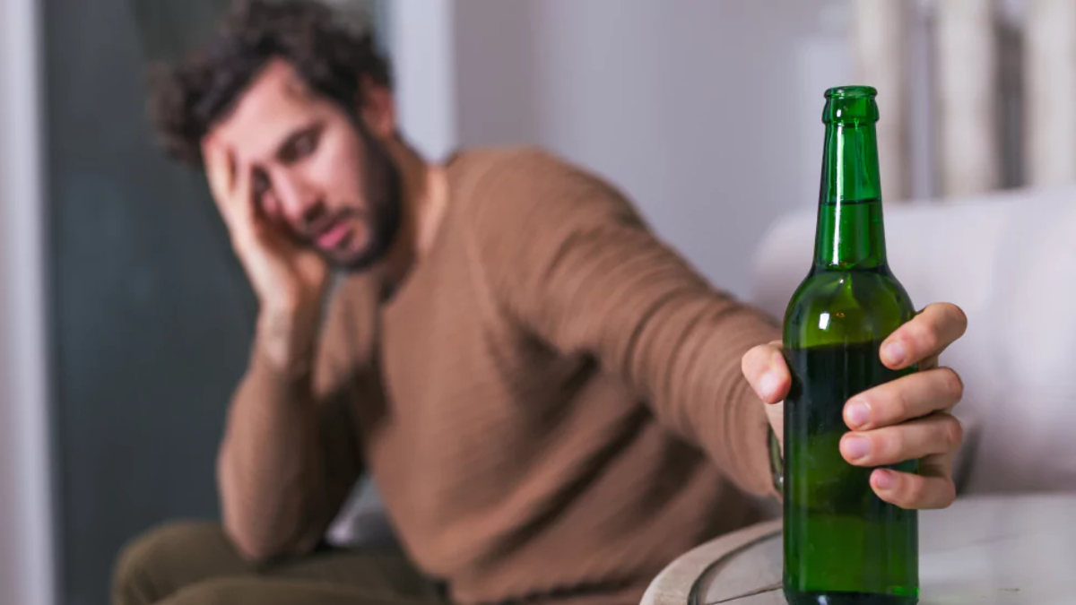 Weight Gain to Heart Disease: 5 side effects of daily beer consumption