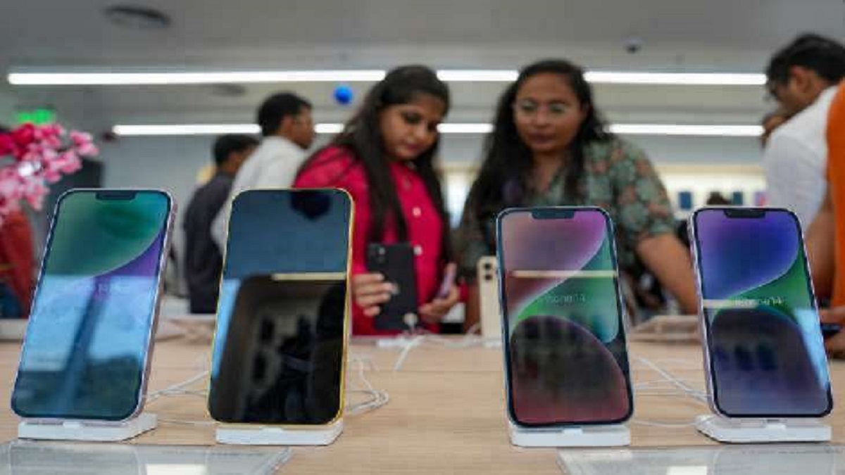 India to manufacture around 25 per cent of iPhones by 2028: PM Modi