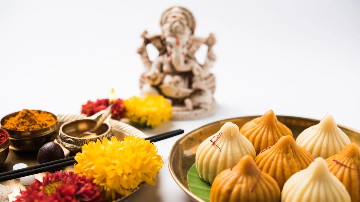 Ekadanta Sankashti Chaturthi 2024: Modak to Ladoo, 5 bhog items to offer Lord Ganesha on this auspicious day