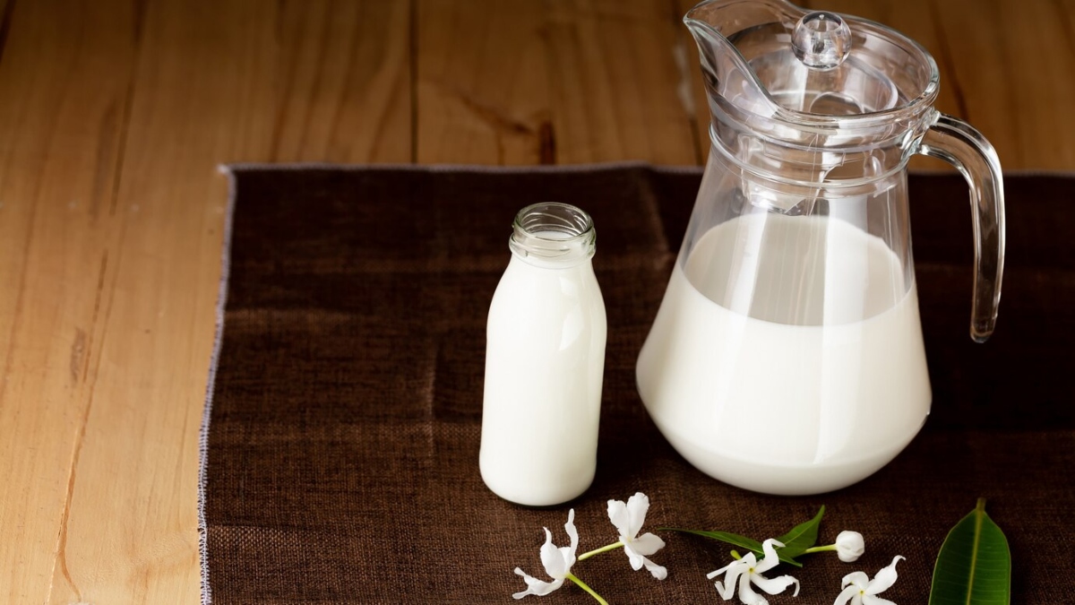 5 ways buttermilk can enhance your skin health this summer