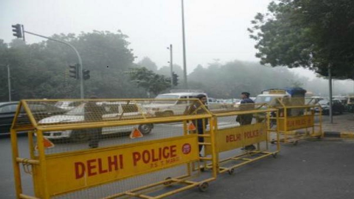 Teenager held for sending bomb threat mail to Delhi Police Headquarters