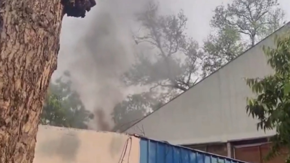 Fire breaks out at Delhi BJP office in Pant Marg, fire tenders rushed to spot | Video