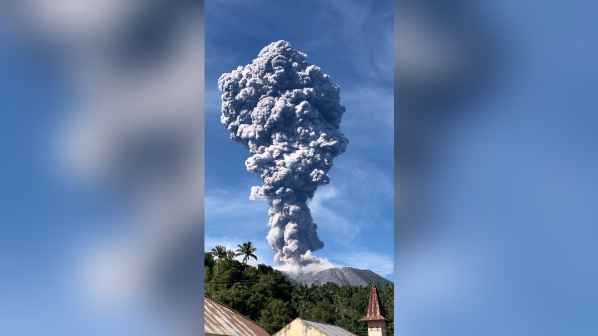 Indonesia's Mount Ibu volcano erupts, spews ash clouds as high as 5 km | WATCH