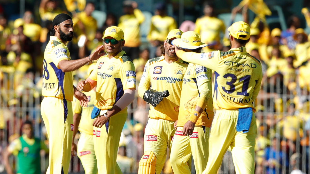 Chennai Super Kings keep playoff hopes in their own hand, Rajasthan Royals suffer third-straight loss