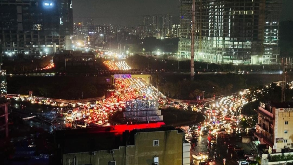 Hyderabad sees massive traffic jams after torrential rains hit Telangana's capital | Watch video