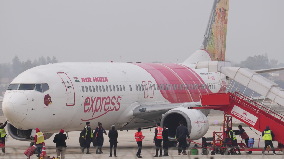 AI Express cancels flights due to rostering system issues