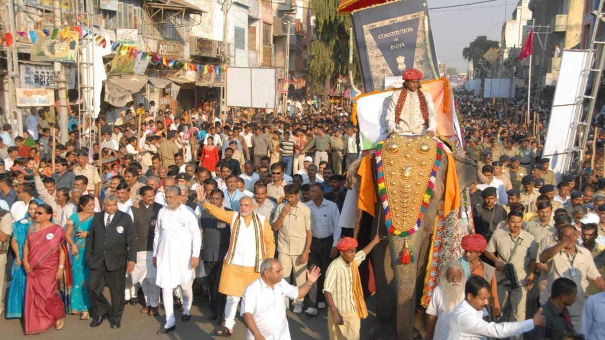 When PM Modi led a procession with a copy of Constitution placed on an elephant | VIDEO