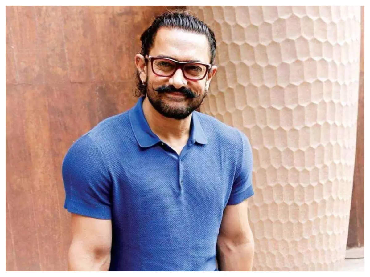 Aamir Khan visits Sevagram Ashram in Wardha, talks about Mahatma Gandhi's great influence on him