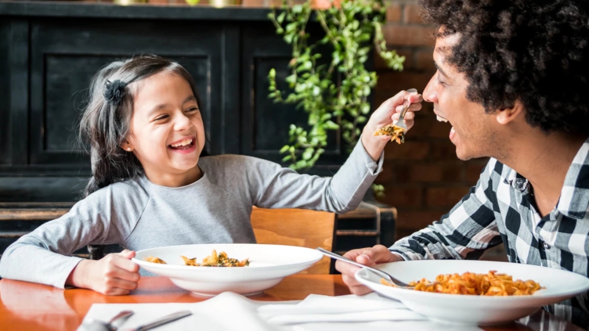 Father's Day 2024: 5 healthy, delicious lunch recipes you can cook to treat your superhero