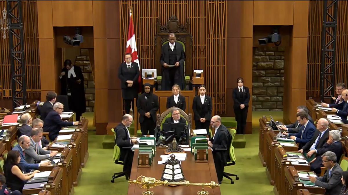 Canadian Parliament observes 'moment of silence', MPs stand to honour