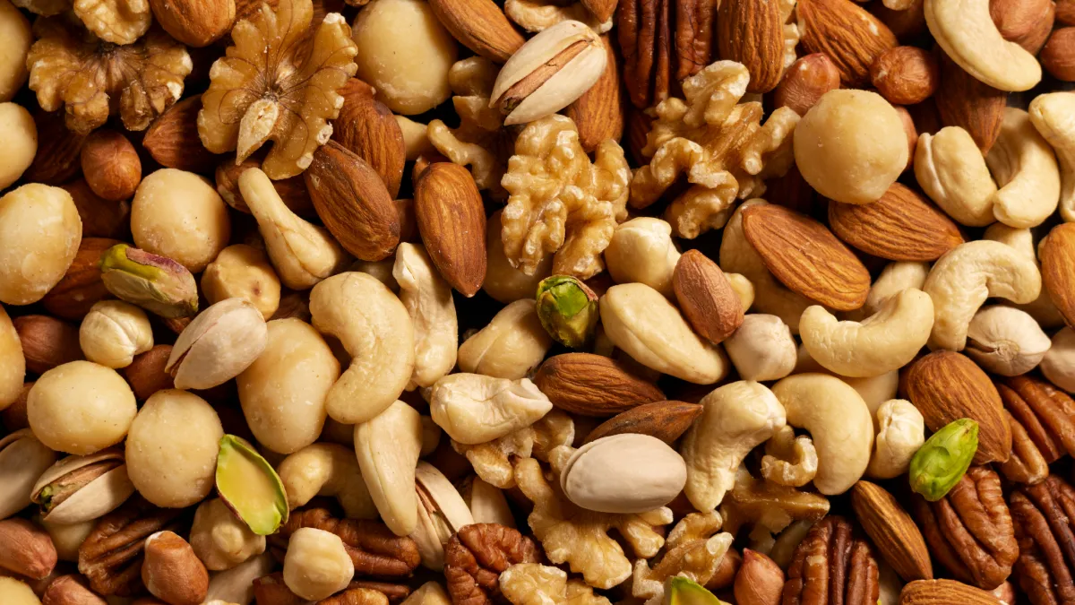 Study reveals nuts in diets aid early weight loss goal