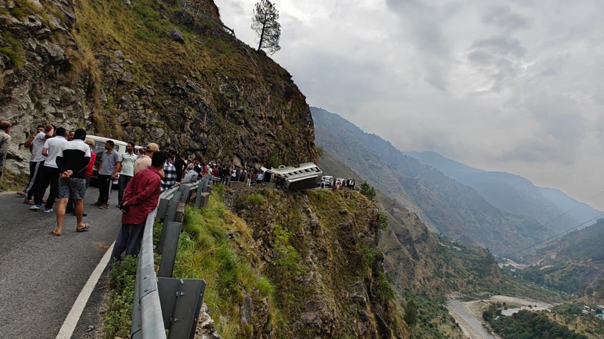 HRTC bus meets with accident in Shimla's Chori Kenchi, at least four dead