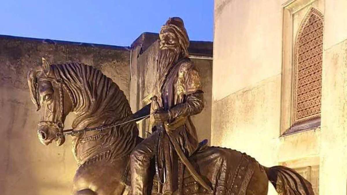 Pakistan to install Maharaja Ranjit Singh's restored statue at Kartarpur Sahib