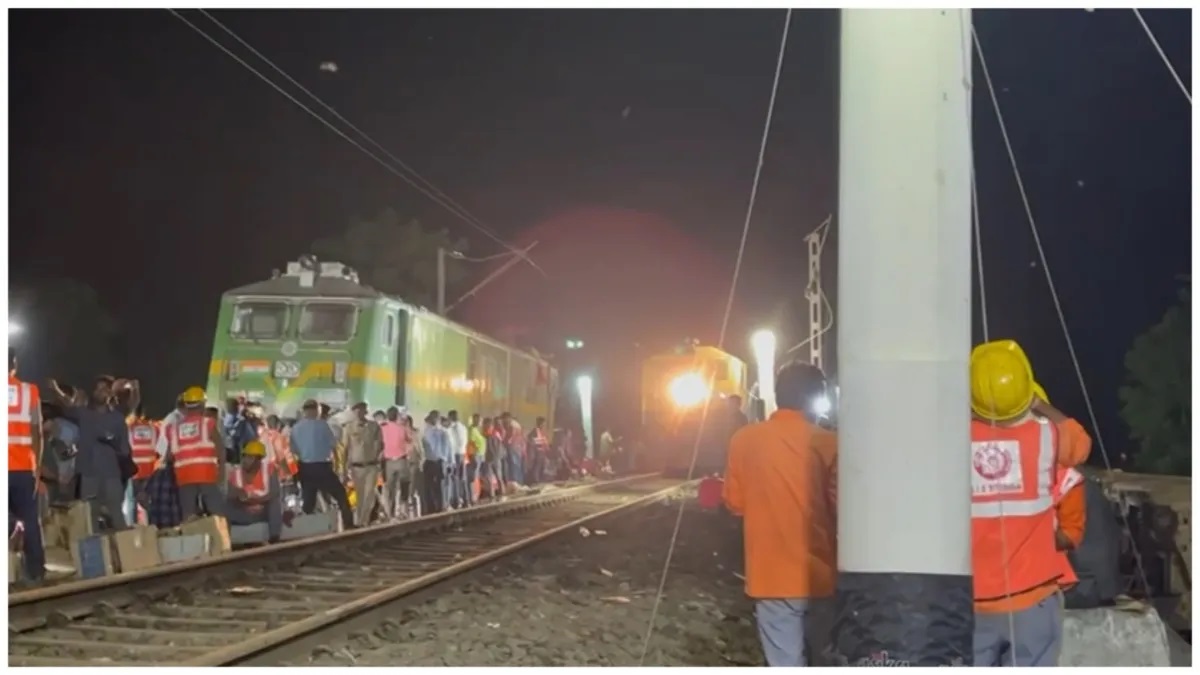 Kanchanjungha Express accident: Rail services resume after 12 hours, first video emerges | WATCH