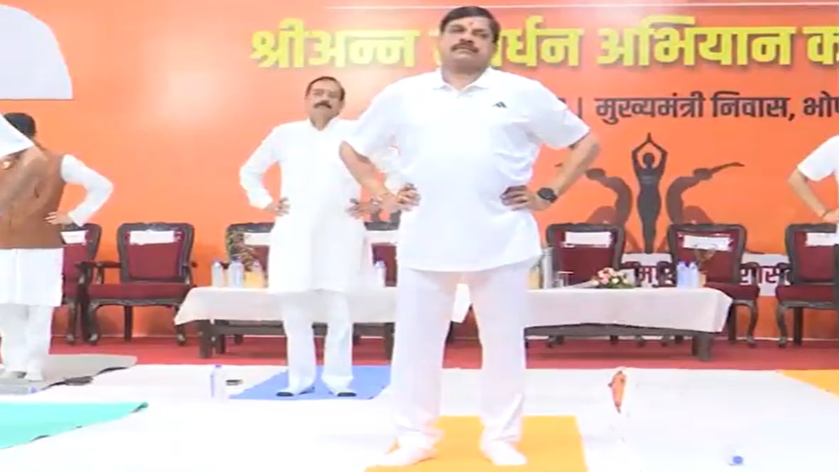 MP CM Mohan Yadav performs flawless yoga, says 'whole world is a fan of Yoga now' | WATCH