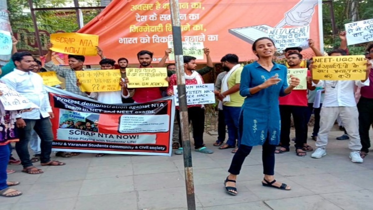 'Please do justice, you are our last hope', protesting NEET students urge PM Modi after holding march in Delhi