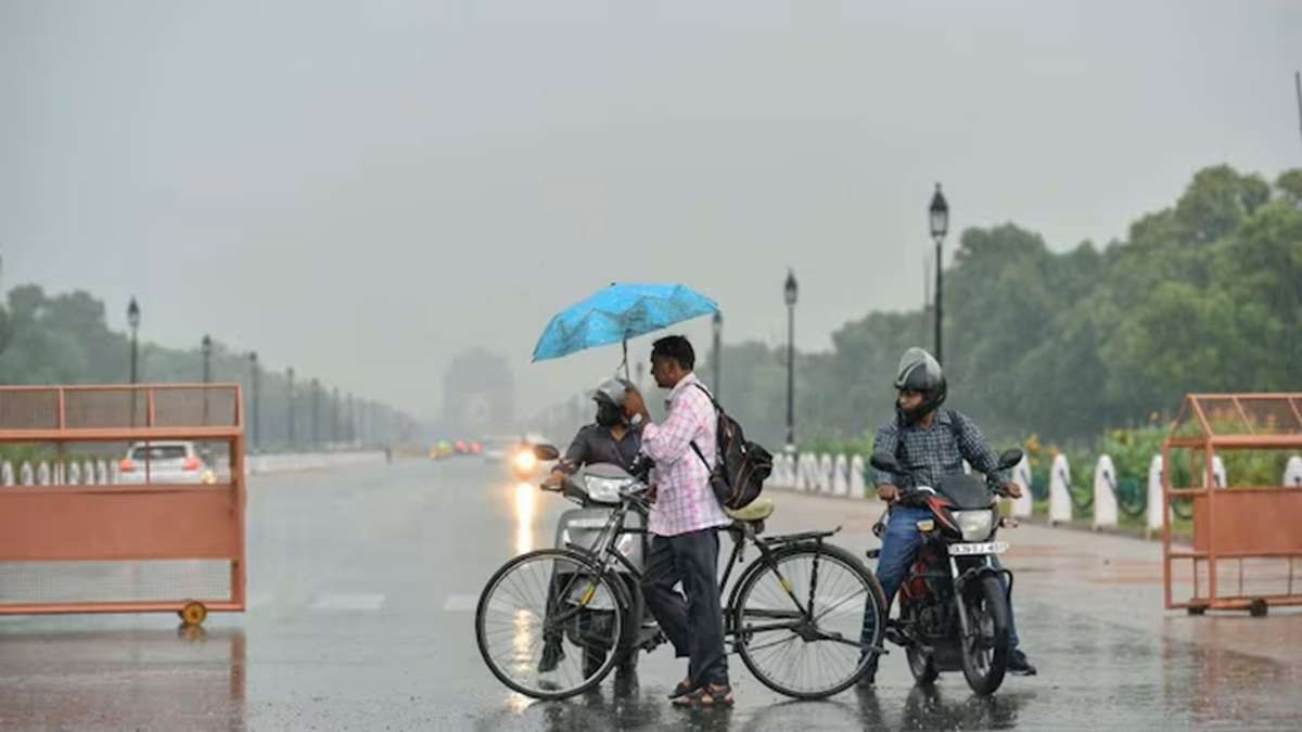 Heavy rains in Delhi-NCR, orange alert issued in Bihar, Bengal; red alert in Arunachal