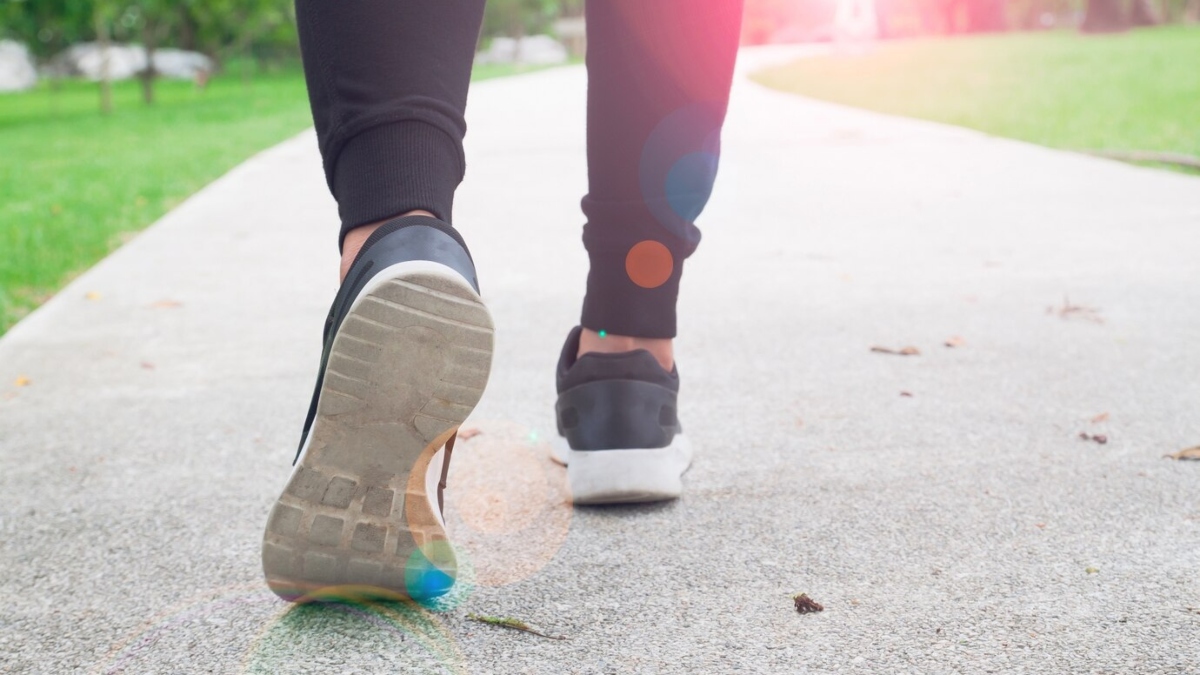 Morning or Evening Walk: Which is better for your health?