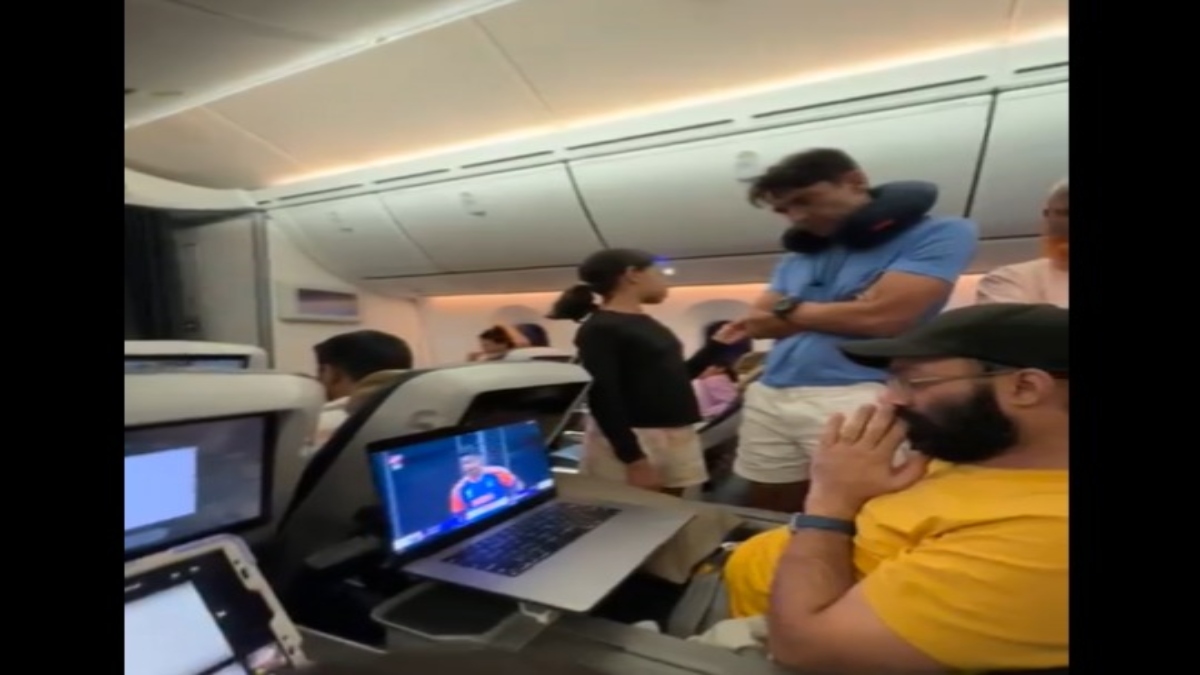 Team India's T20 World Cup victory celebrated mid-air on Vistara flight | WATCH