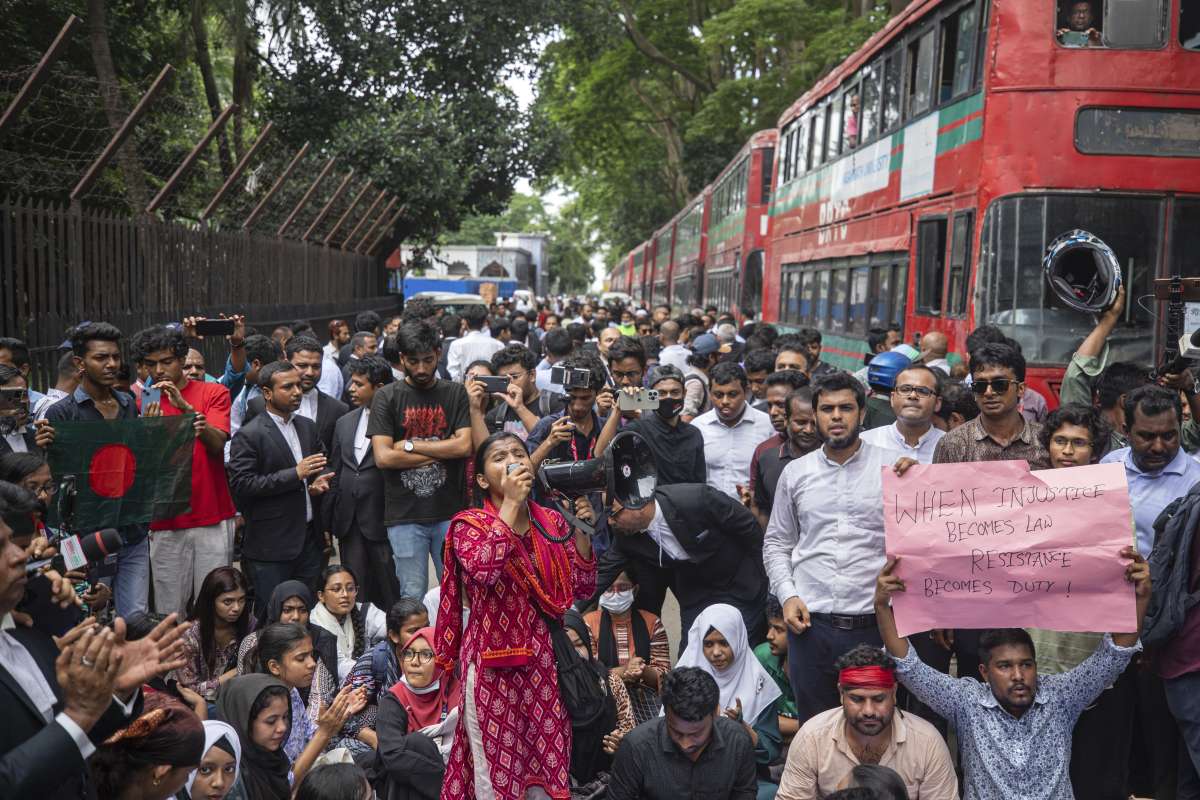 'March for Justice': Bangladesh protestors back to street, demand UN probe as 200 killed in violent clash