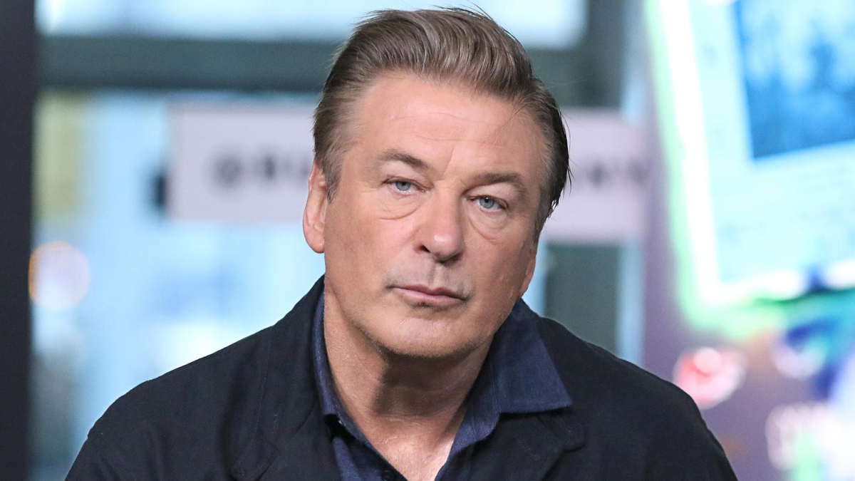 'I appreciate your kindness...', Alec Baldwin thanks supporters after early end to trial