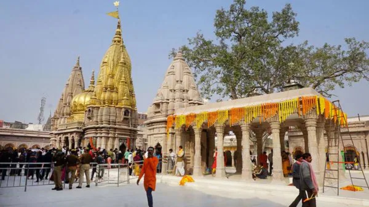 Sawan 2024: UP govt makes special arrangements for 'darshan' at Kashi Vishwanath Temple