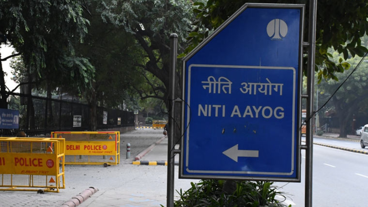 Govt reconstitutes NITI Aayog under PM Modi's chairmanship | What are its role and functions?