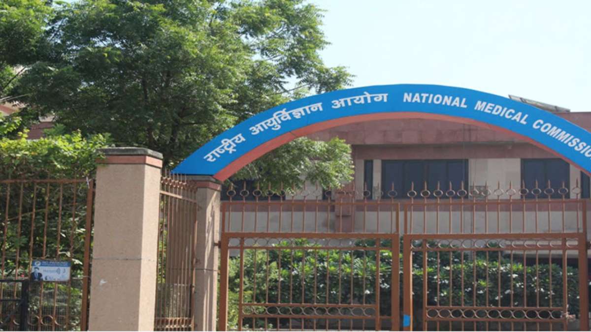 NMC penalises 27 medical colleges in THIS state, know the reason