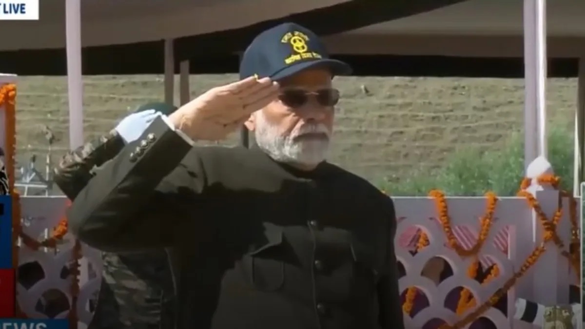 Kargil Vijay Diwas 2024: PM Modi visits Ladakh, pays tributes to fallen soldiers at war memorial