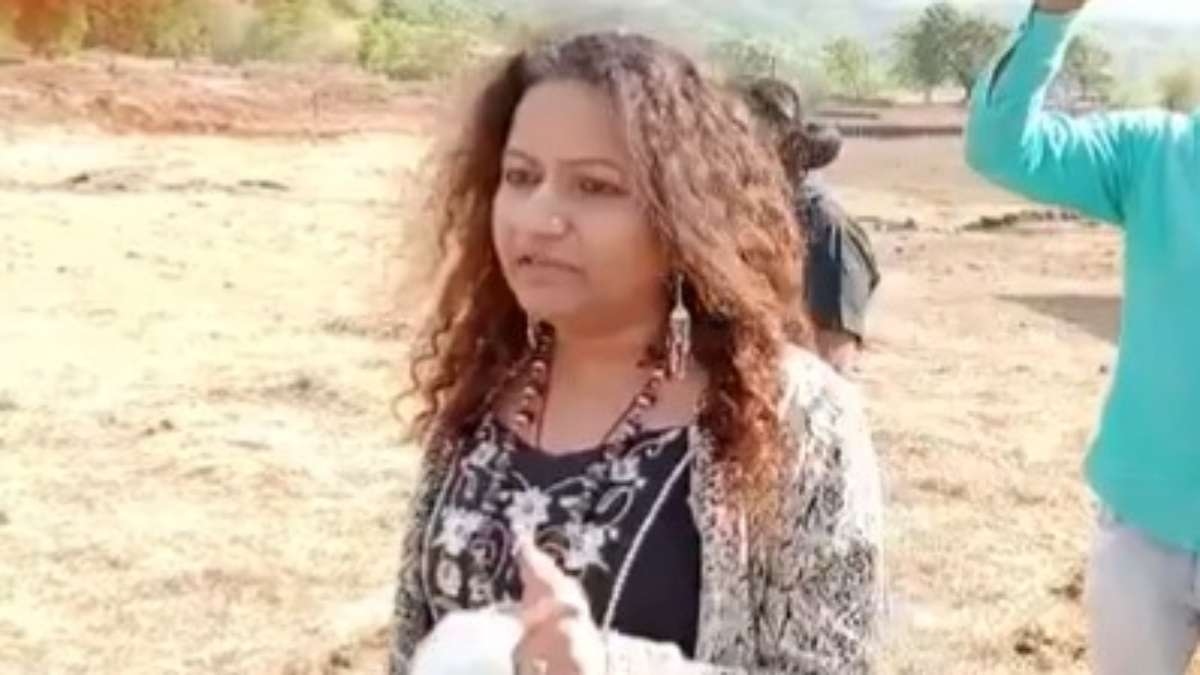 Puja Khedkar's mother, who was seen in old video threatening farmers with pistol, detained