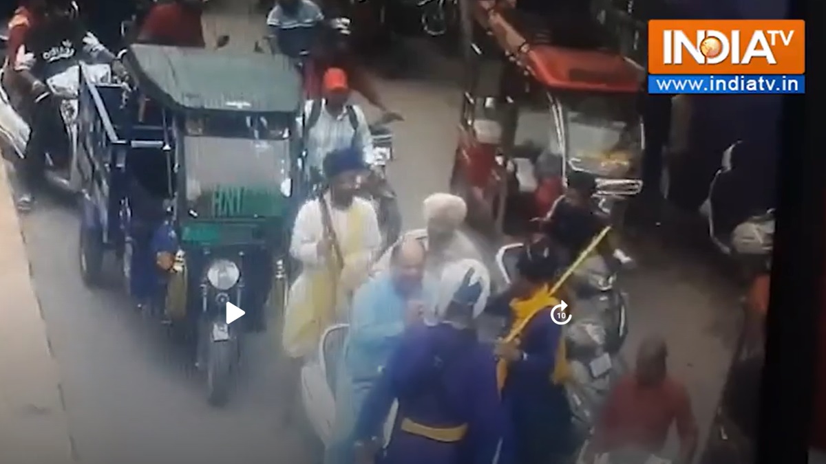 Shiv Sena Leader Sandeep Thapar Attacked By 'Nihangs' In Ludhiana, Two ...