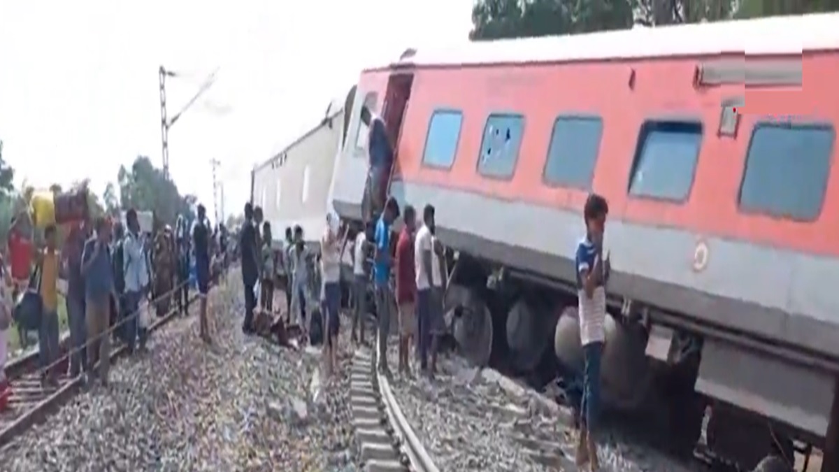 Dibrugarh Express accident HIGHLIGHTS: Result of the govt's mismanagement and negligence, says Rahul Gandhi