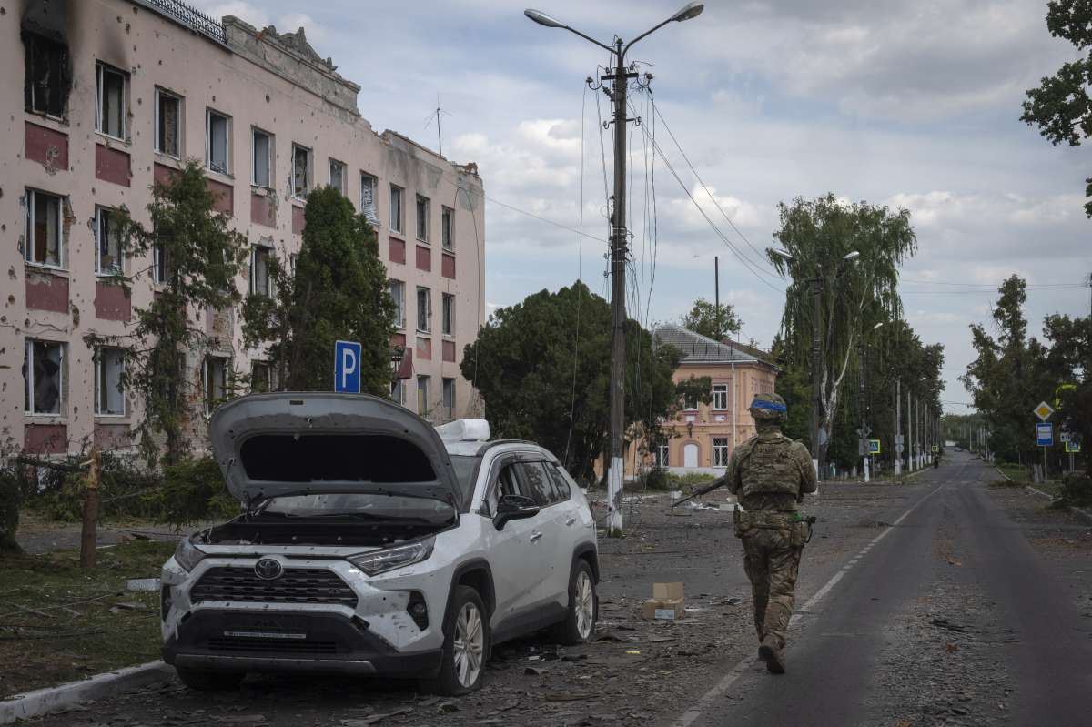 Zelenskyy defends Ukraine's incursion into Russia's Kursk region, says 'has to create a buffer zone there'