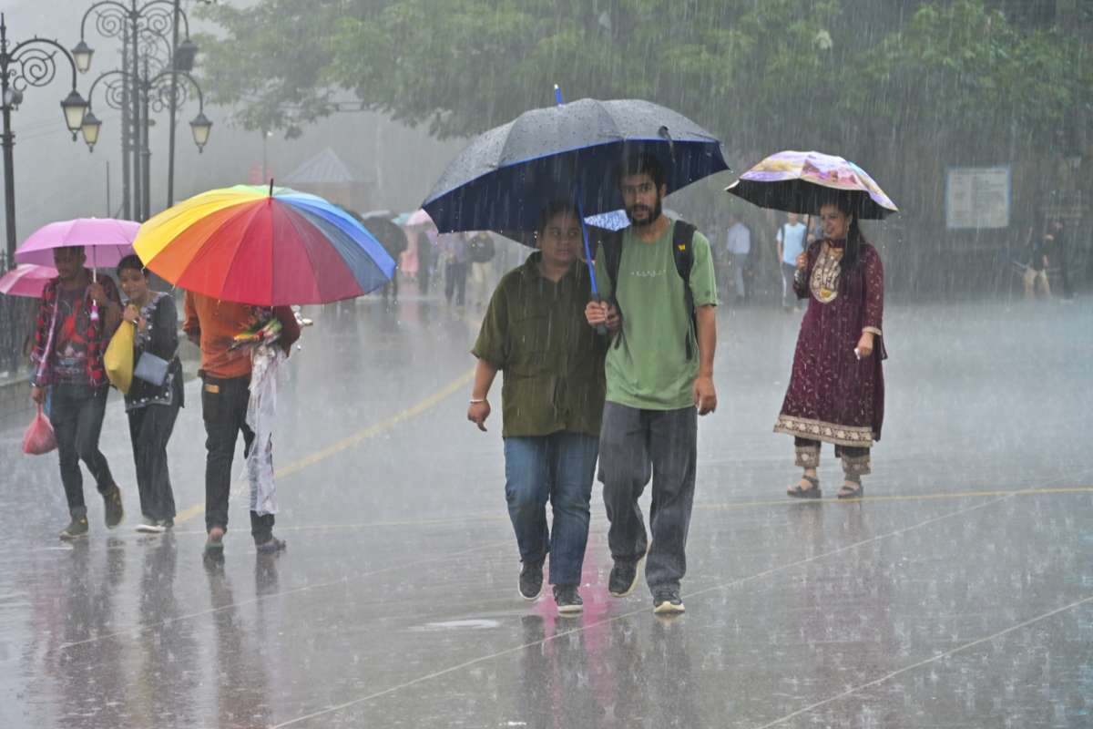 Heavy Rains Wreak Havoc in Gujarat, Schools Closed, Trains Affected