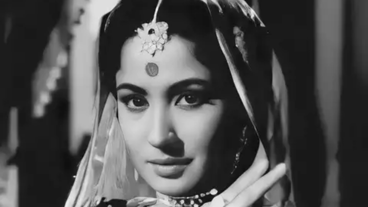 Meena Kumari Birth Anniversary Special: Do you know when 'Tragedy Queen' made her acting debut?