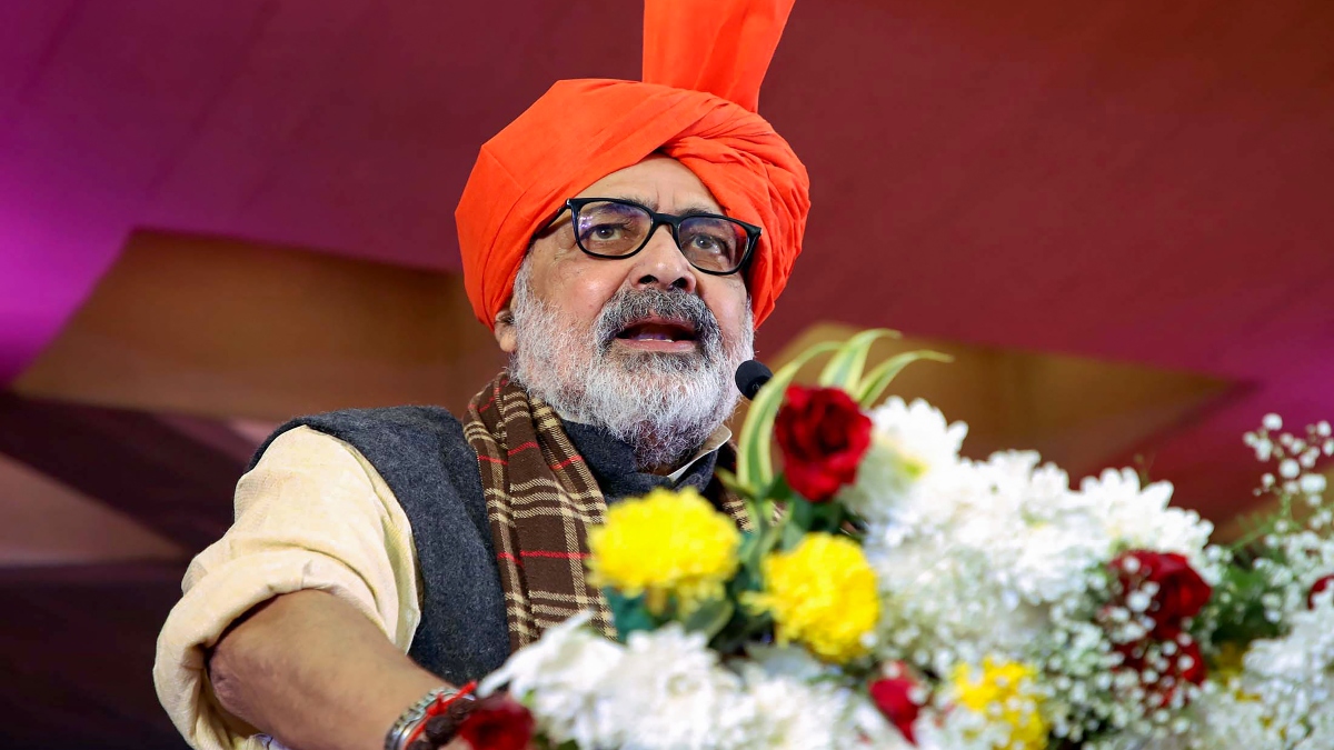 Union Minister Giriraj Singh Attacked in Bihar, Man Arrested